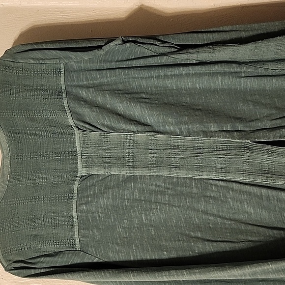 Blouse - Picture 2 of 3